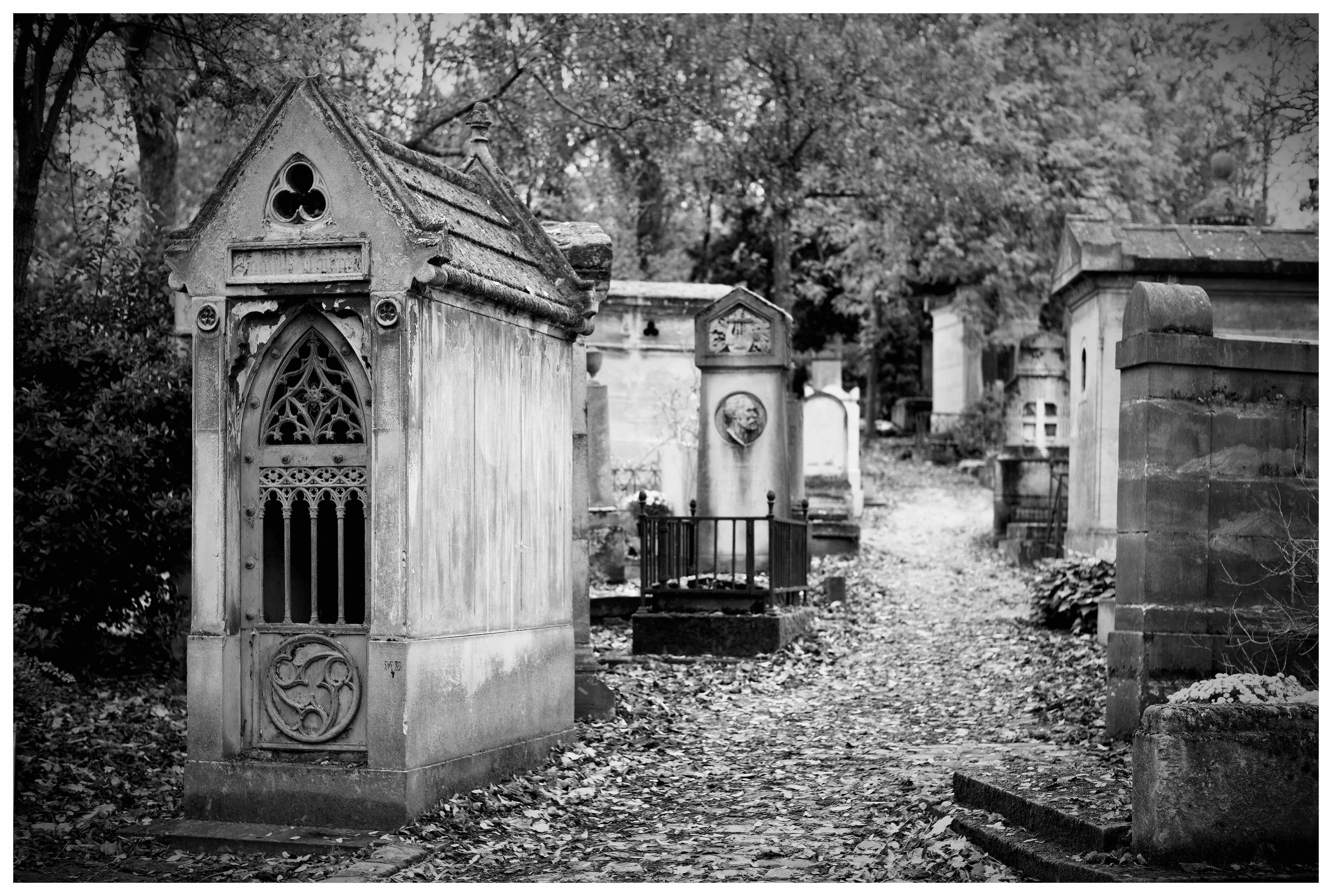 Père Lachaise Cemetery